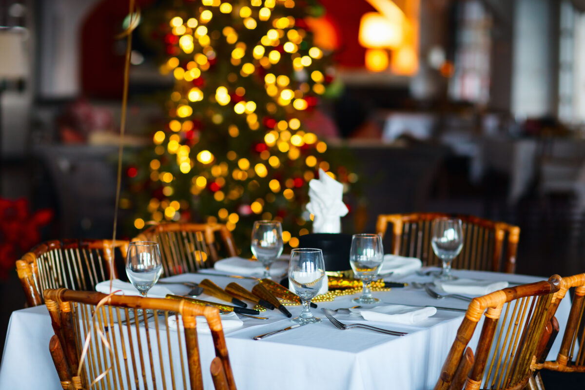 Christmas Decorating Ideas for Restaurants